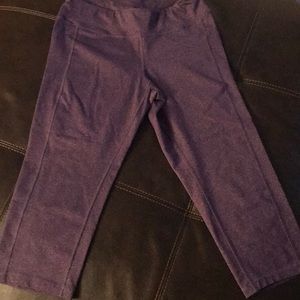 Capri length work out leggings